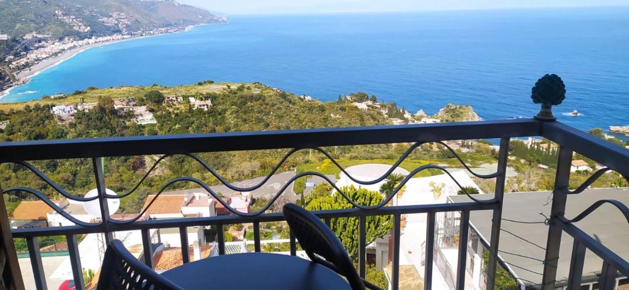 Blue Sky House Bed & Breakfast Taormina Bagian luar foto