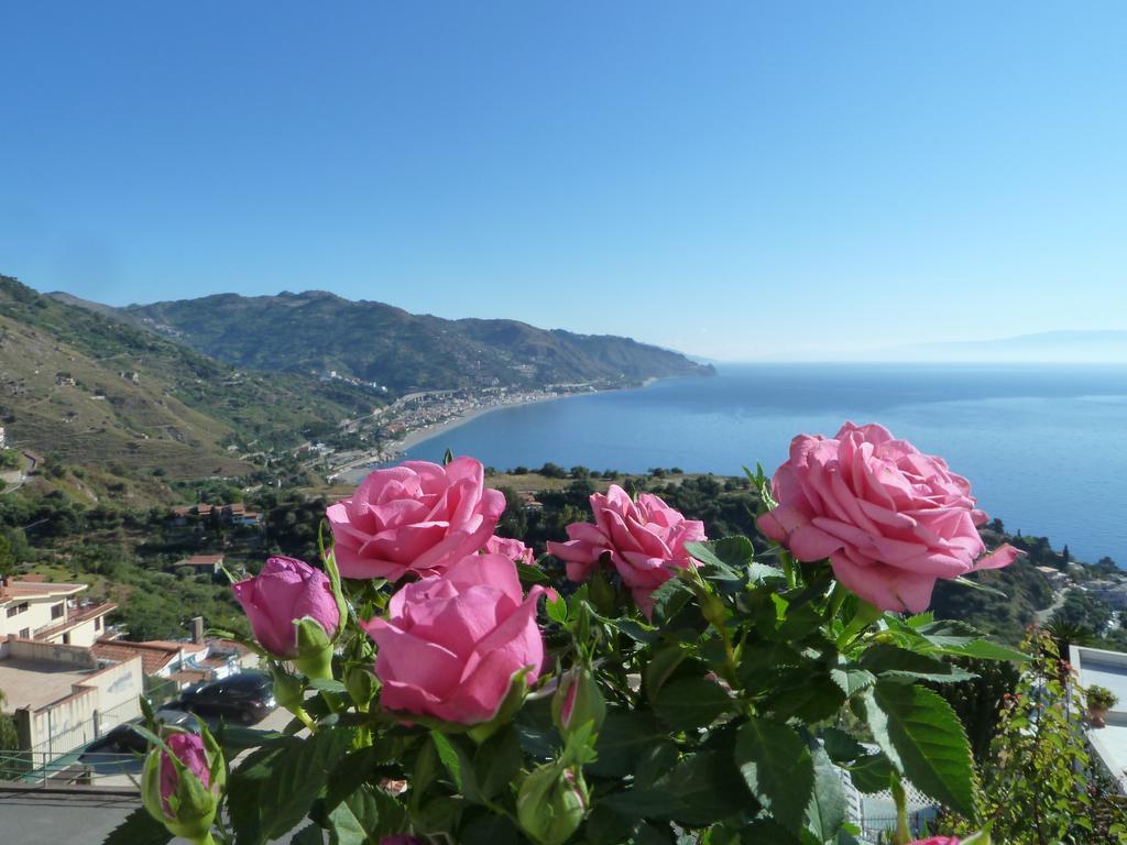 Blue Sky House Bed & Breakfast Taormina Bagian luar foto